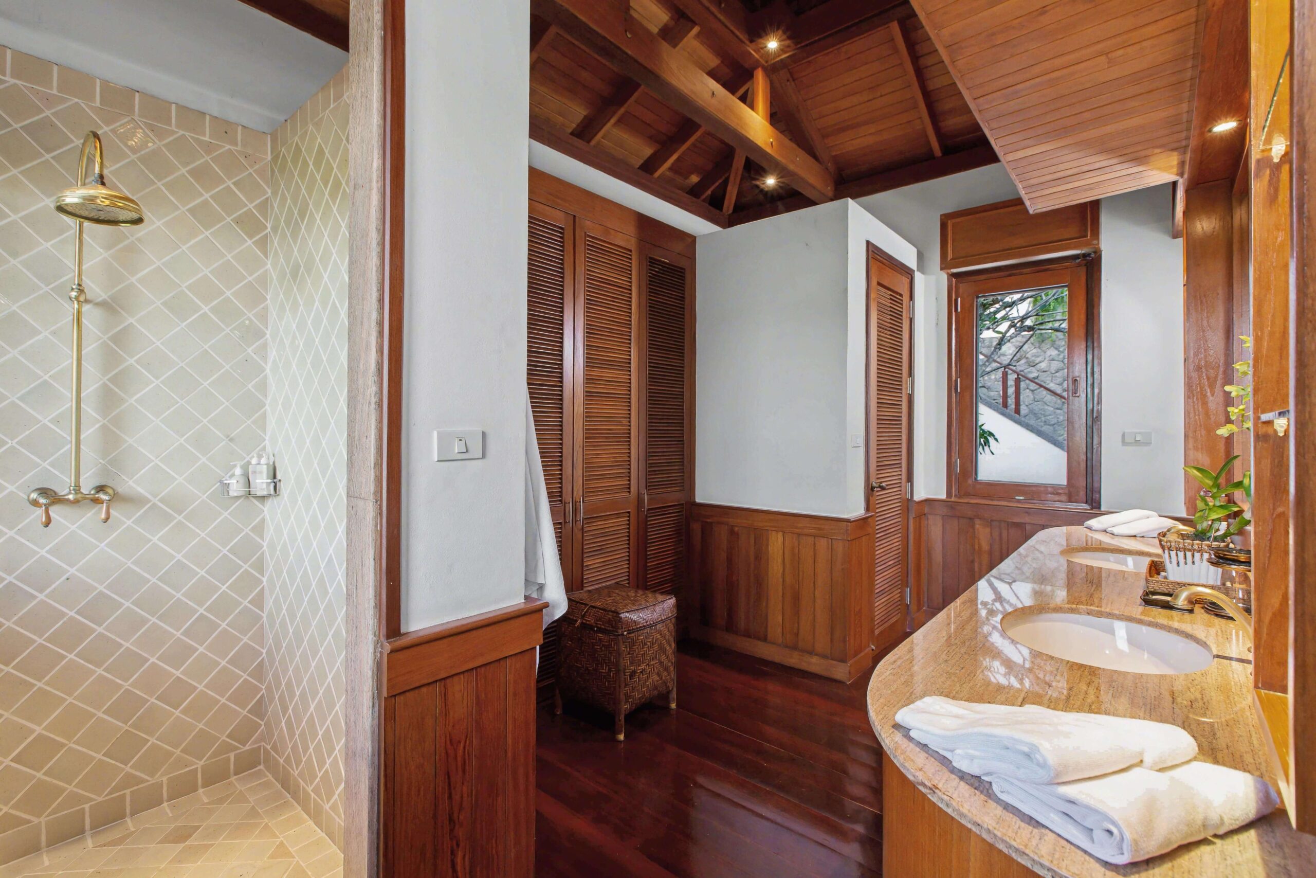 Guest Bedroom 3 Bathroom